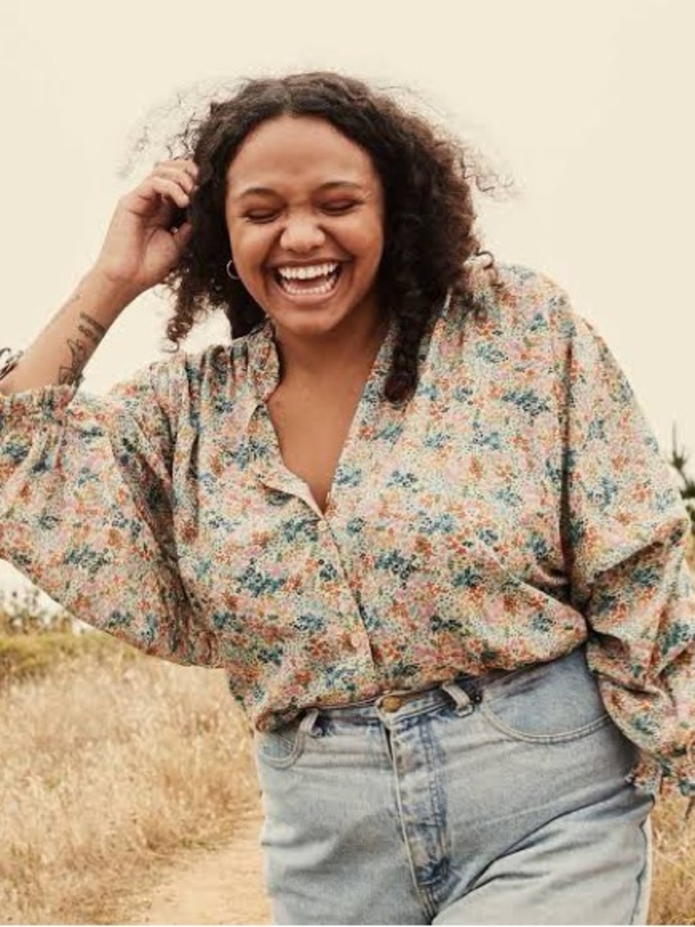 Doen rose top ladybird floral medium Pastel Floral Button-Up Blouse